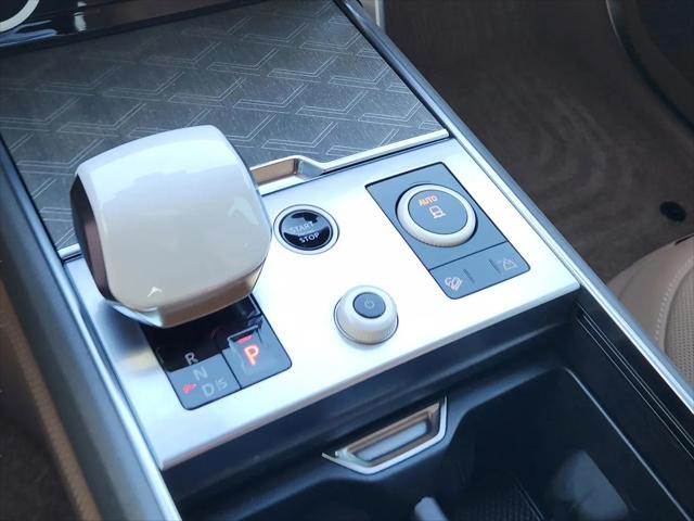 2023 Land Rover Range Rover SV
