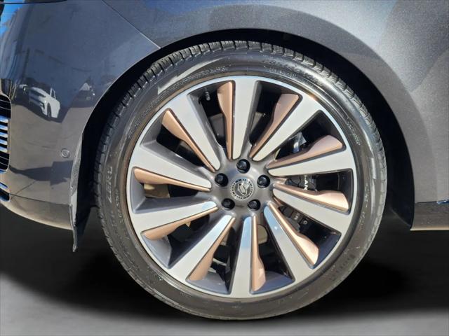 2023 Land Rover Range Rover SV