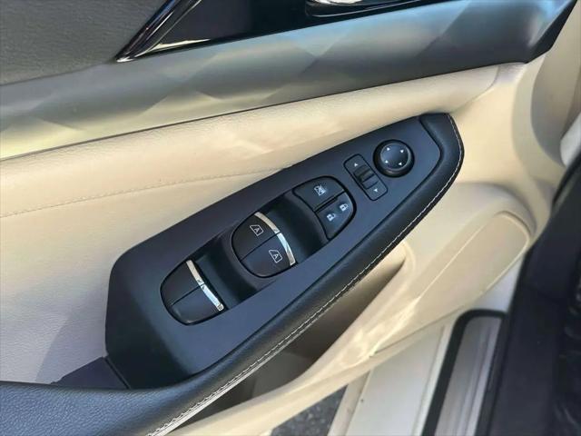 2023 Nissan Maxima SV Xtronic CVT