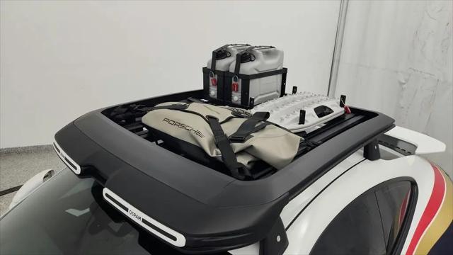 2024 Porsche 911 Dakar