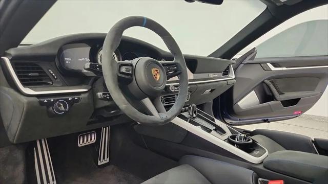 2024 Porsche 911 Dakar