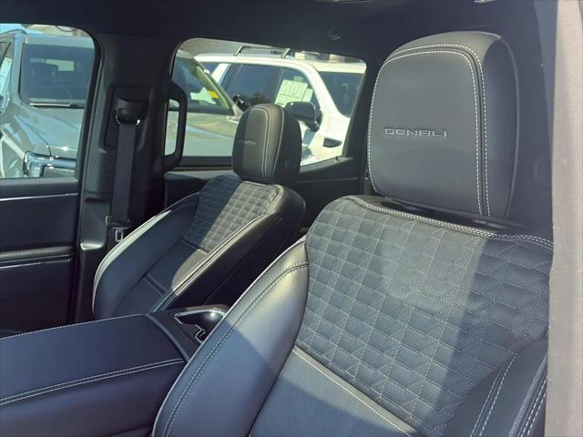 2024 GMC Sierra Denali Edition 1