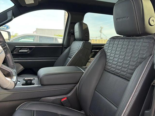 2024 GMC Sierra Denali Edition 1