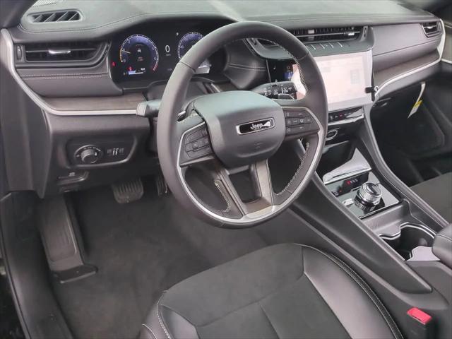 2026 Jeep Grand Cherokee L Altitude 4x4