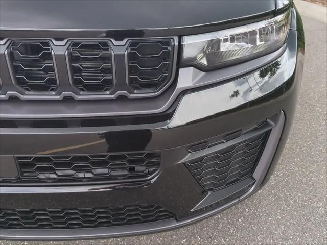 2026 Jeep Grand Cherokee L Altitude 4x4