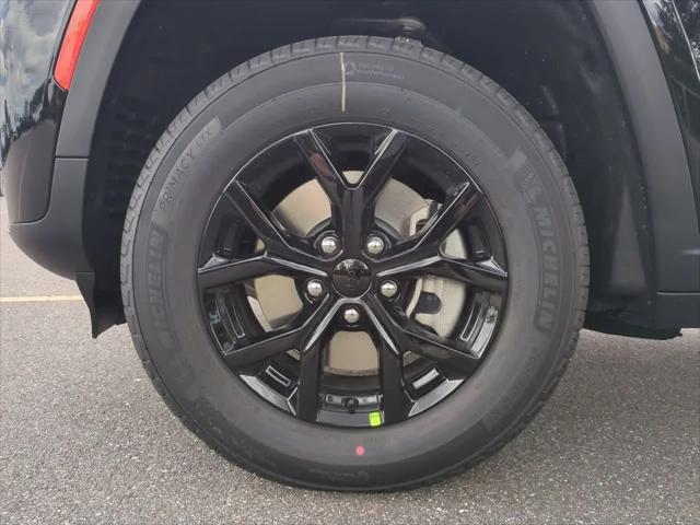 2026 Jeep Grand Cherokee L Altitude 4x4