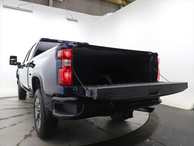 2023 Chevrolet Silverado 2500HD 4WD Crew Cab Standard Bed Custom