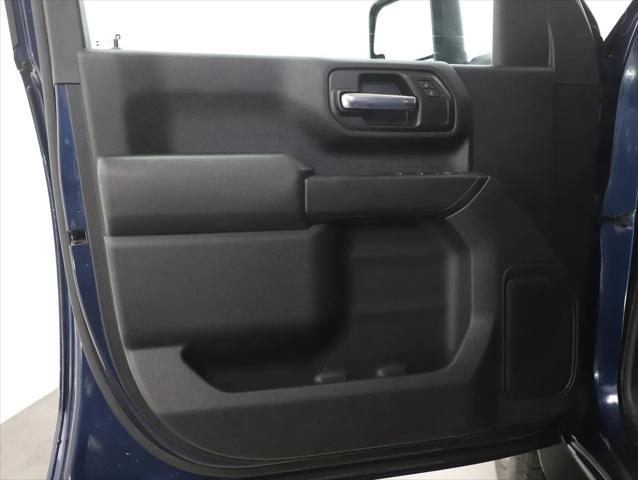 2023 Chevrolet Silverado 2500HD 4WD Crew Cab Standard Bed Custom