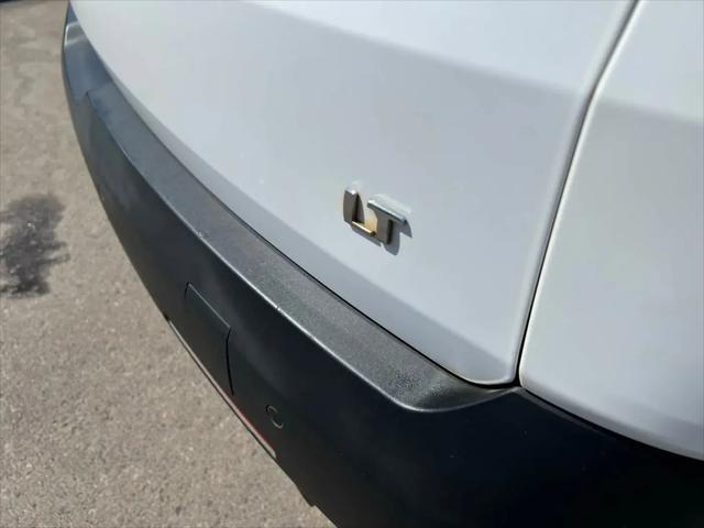2023 Chevrolet Traverse AWD LT Cloth