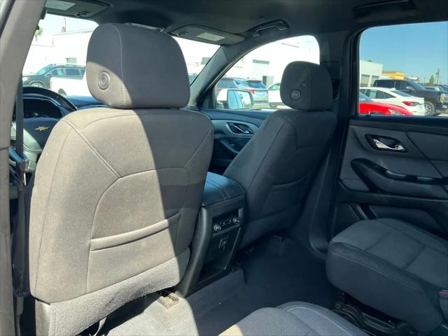 2023 Chevrolet Traverse AWD LT Cloth