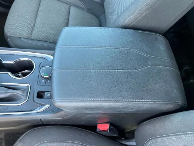2023 Chevrolet Traverse AWD LT Cloth