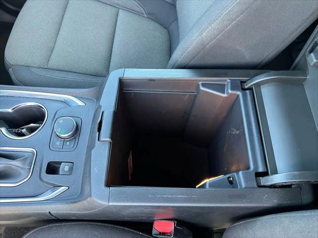 2023 Chevrolet Traverse AWD LT Cloth