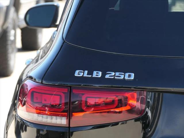 2023 Mercedes-Benz GLB 4MATIC