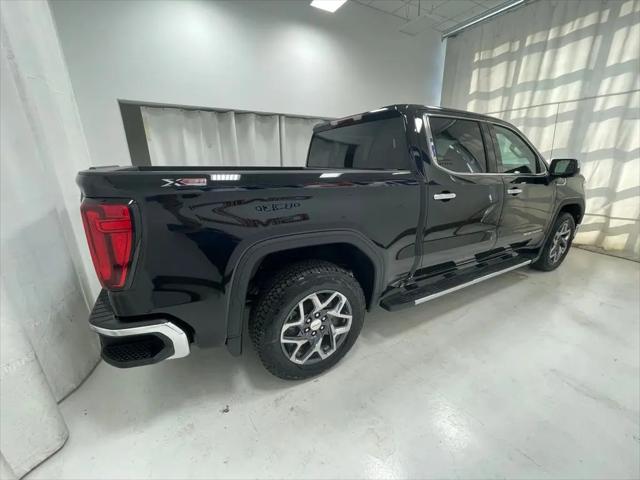 2026 GMC Sierra 1500 Crew Cab, Short Bed, SLT, 4WD