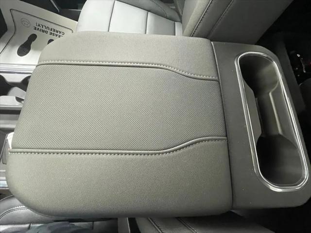 2026 GMC Sierra 1500 Crew Cab, Short Bed, SLT, 4WD