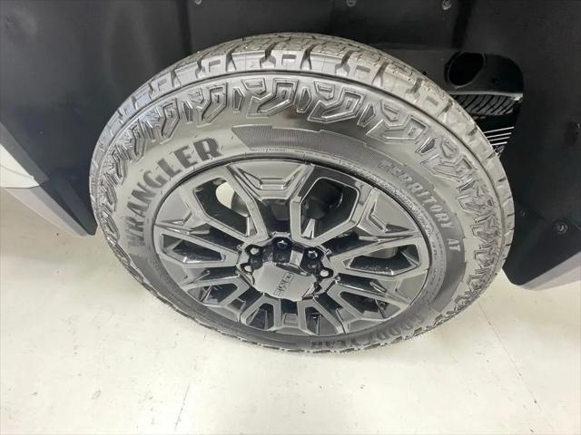 2026 GMC Sierra 2500HD Crew Cab, Standard Bed, Denali Ultimate, 4WD