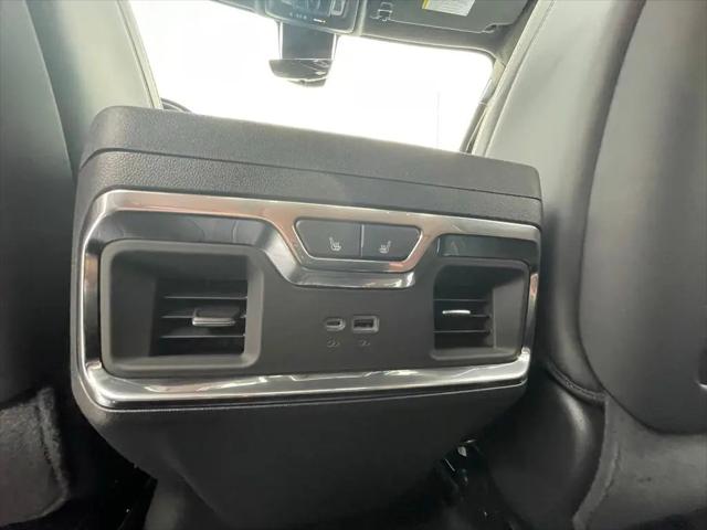 2026 GMC Sierra 2500HD Crew Cab, Standard Bed, Denali Ultimate, 4WD