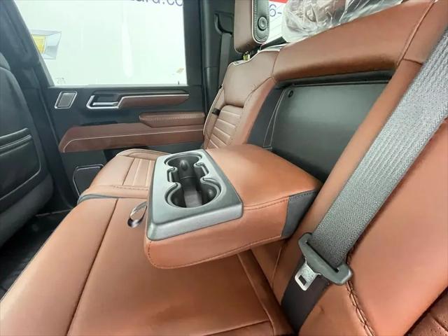 2026 GMC Sierra 2500HD Crew Cab, Standard Bed, Denali Ultimate, 4WD