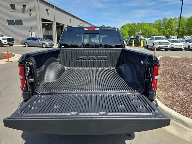 2026 Ram 1500 Express Crew Cab 4x4 57 Box