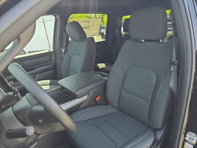 2026 Ram 1500 Express Crew Cab 4x4 57 Box