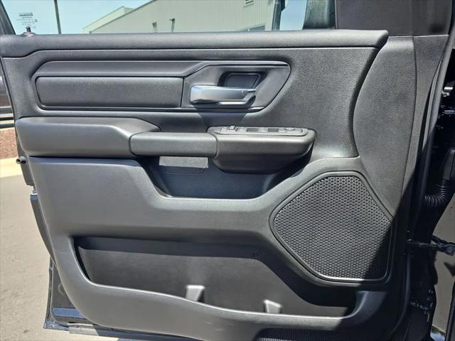 2026 Ram 1500 Express Crew Cab 4x4 57 Box