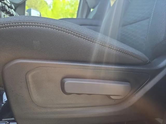 2026 Ram 1500 Express Crew Cab 4x4 57 Box