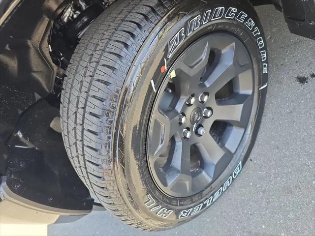 2026 Ram 1500 Express Crew Cab 4x4 57 Box