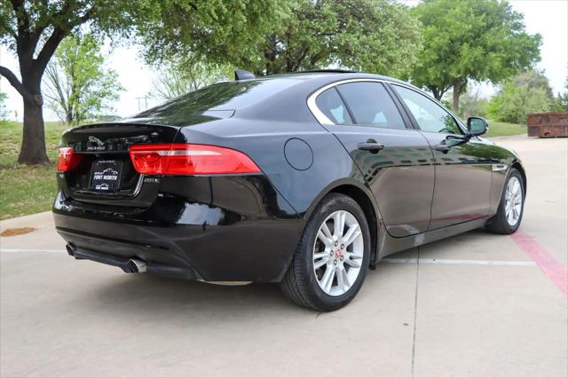 2018 Jaguar XE 25t Premium