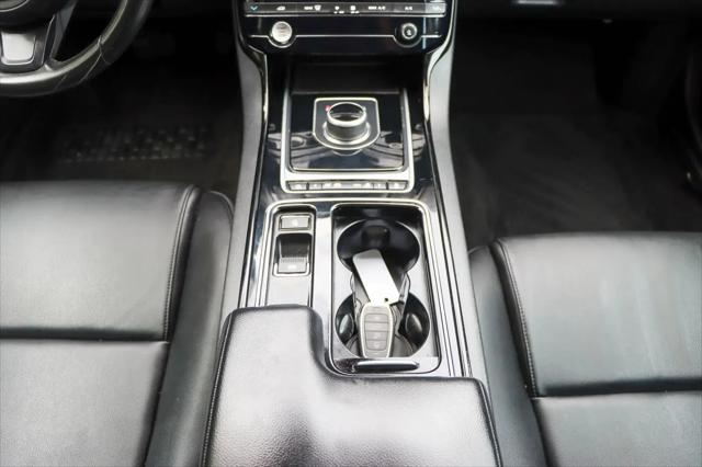 2018 Jaguar XE 25t Premium