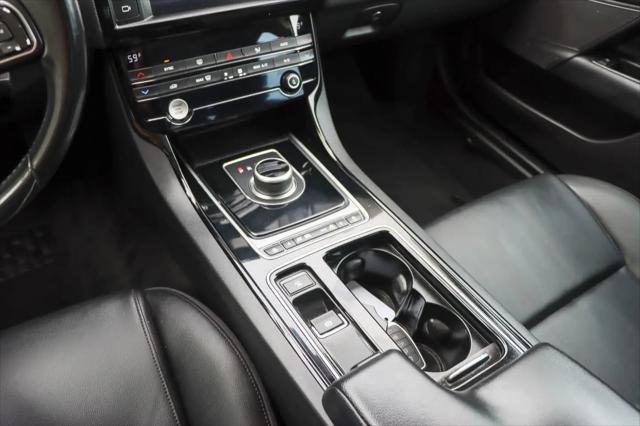 2018 Jaguar XE 25t Premium