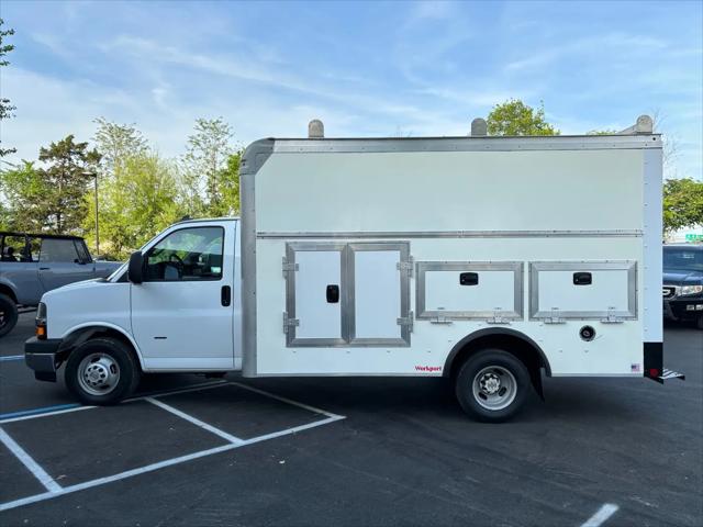 2022 Chevrolet Express Cutaway Work Van