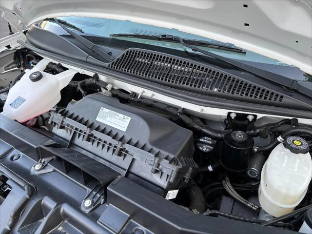 2022 Chevrolet Express Cutaway Work Van