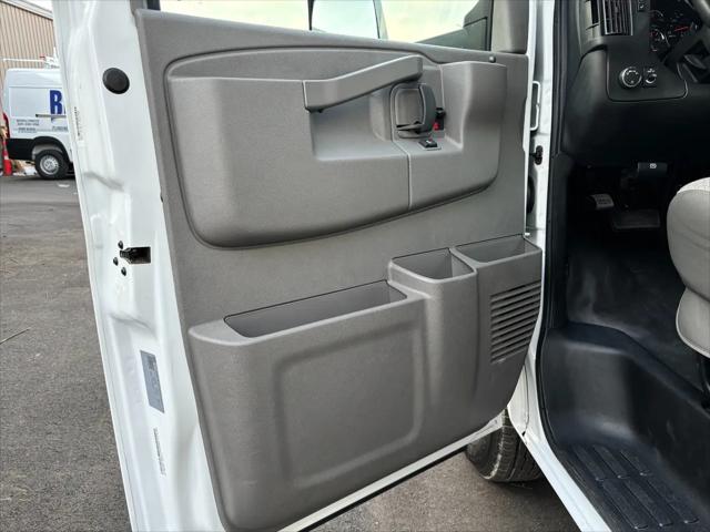 2022 Chevrolet Express Cutaway Work Van