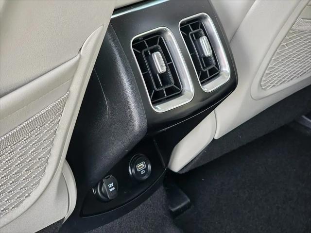 2022 Kia Sorento Hybrid S