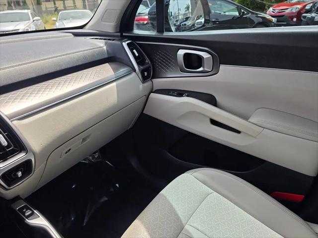 2022 Kia Sorento Hybrid S