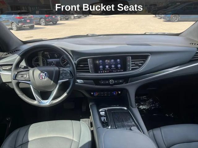 2023 Buick Enclave Essence AWD