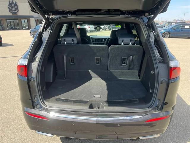 2023 Buick Enclave Essence AWD