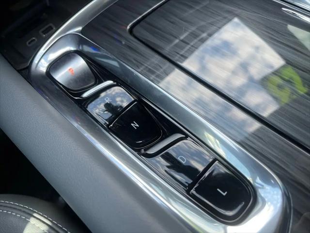 2023 Buick Enclave Essence AWD