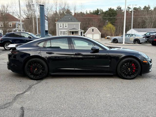 2019 Porsche Panamera GTS