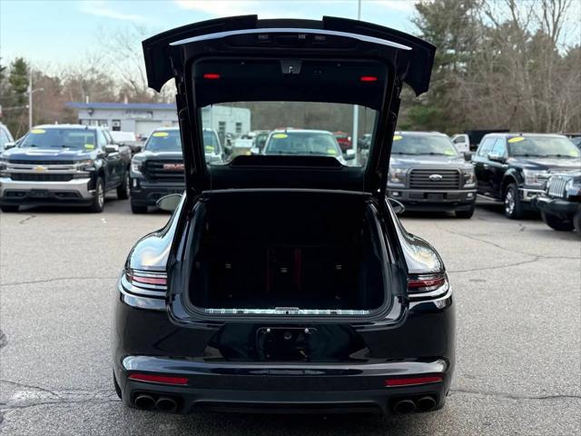 2019 Porsche Panamera GTS