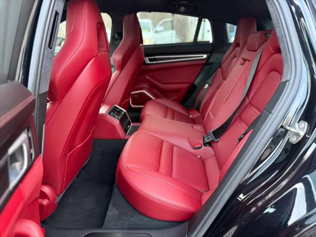 2019 Porsche Panamera GTS