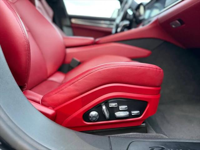 2019 Porsche Panamera GTS