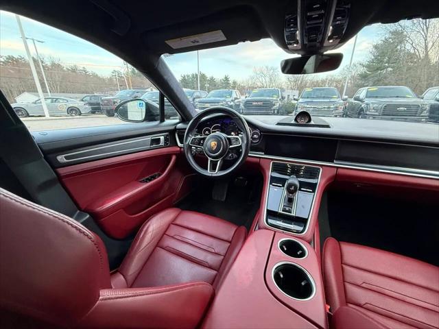 2019 Porsche Panamera GTS