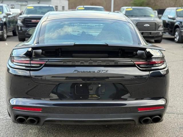 2019 Porsche Panamera GTS