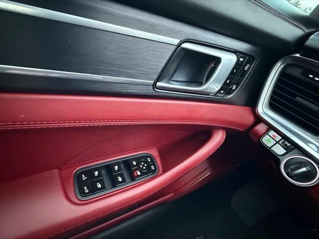 2019 Porsche Panamera GTS