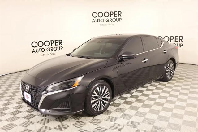 2024 Nissan Altima SV FWD