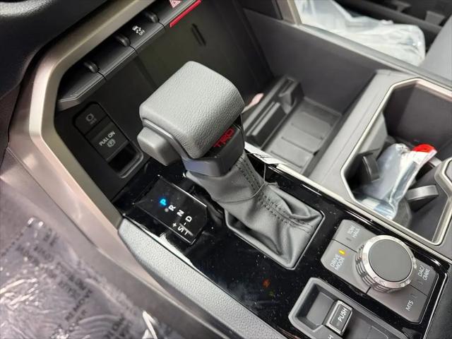 2026 Toyota Tundra SR5 CrewMax 5.5' Bed