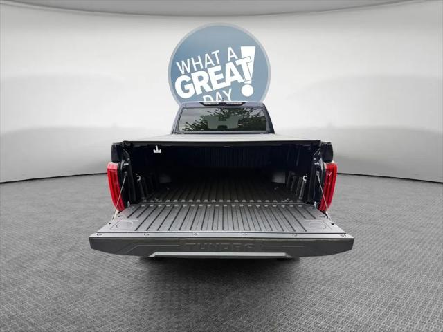 2026 Toyota Tundra SR5 CrewMax 5.5' Bed