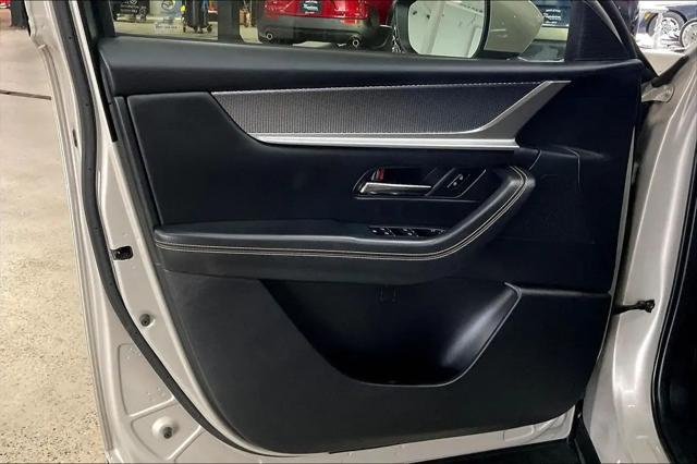 2024 Mazda X-90 3.3 Turbo Preferred Plus