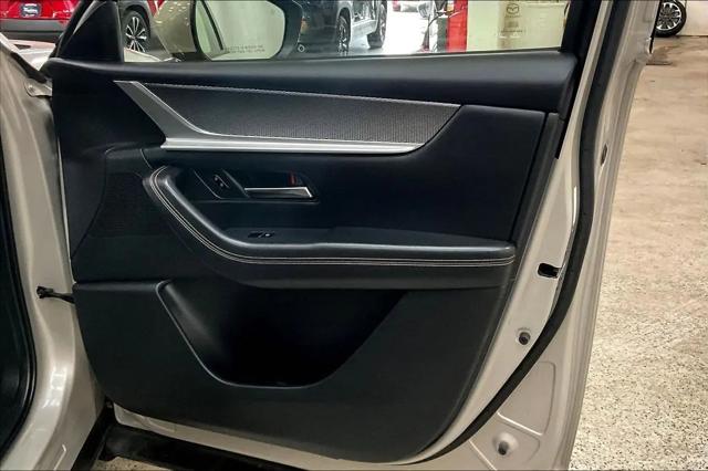 2024 Mazda X-90 3.3 Turbo Preferred Plus